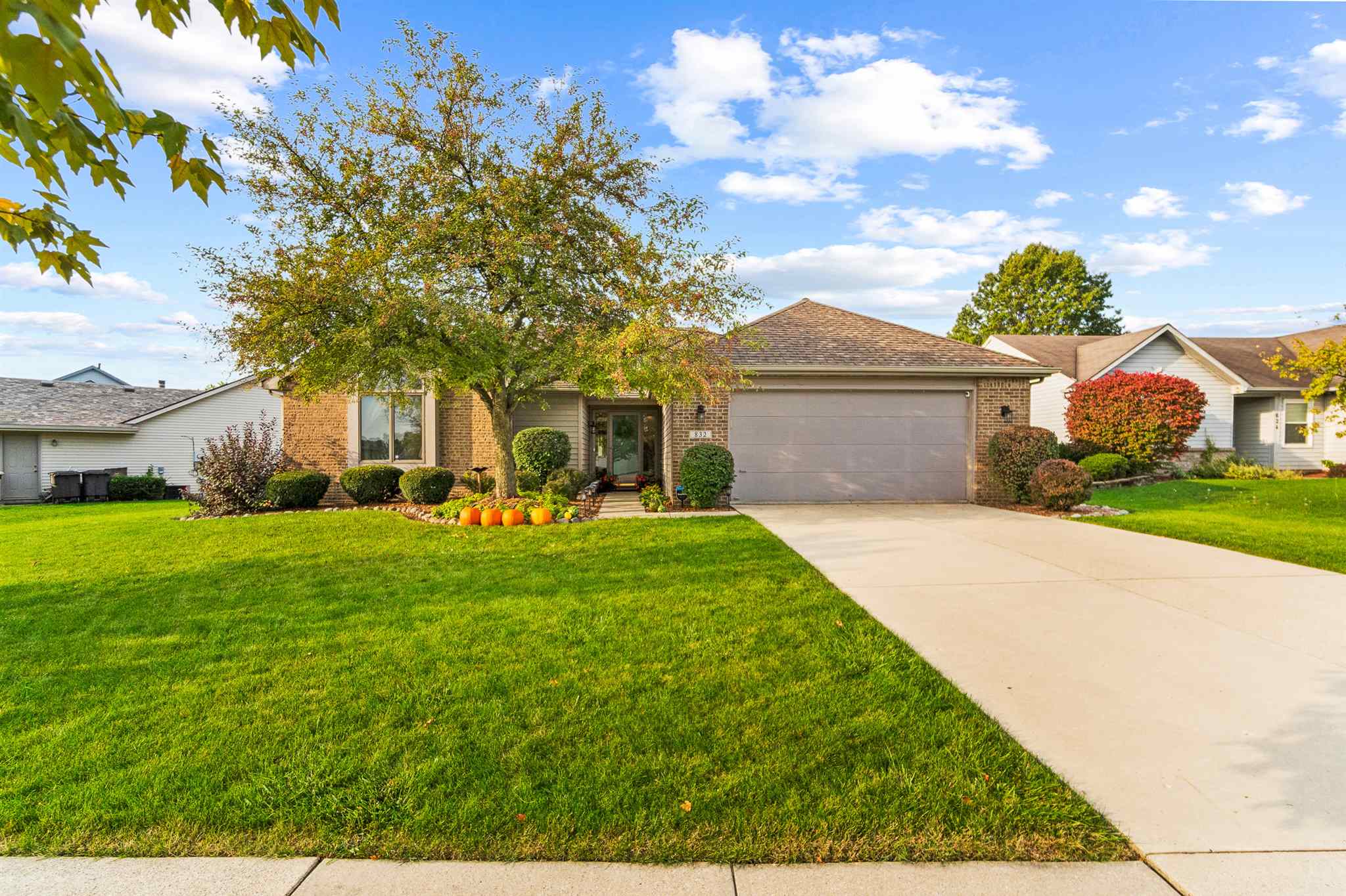 832 Autumn Ridge Lane Fort Wayne, IN 46804 - Photo 1 of 30 Gallery Image 1