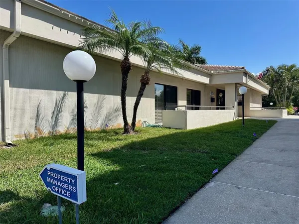 $1,800 | 1316 Pasadena Avenue South, Unit 506, South Pasadena, FL 33707