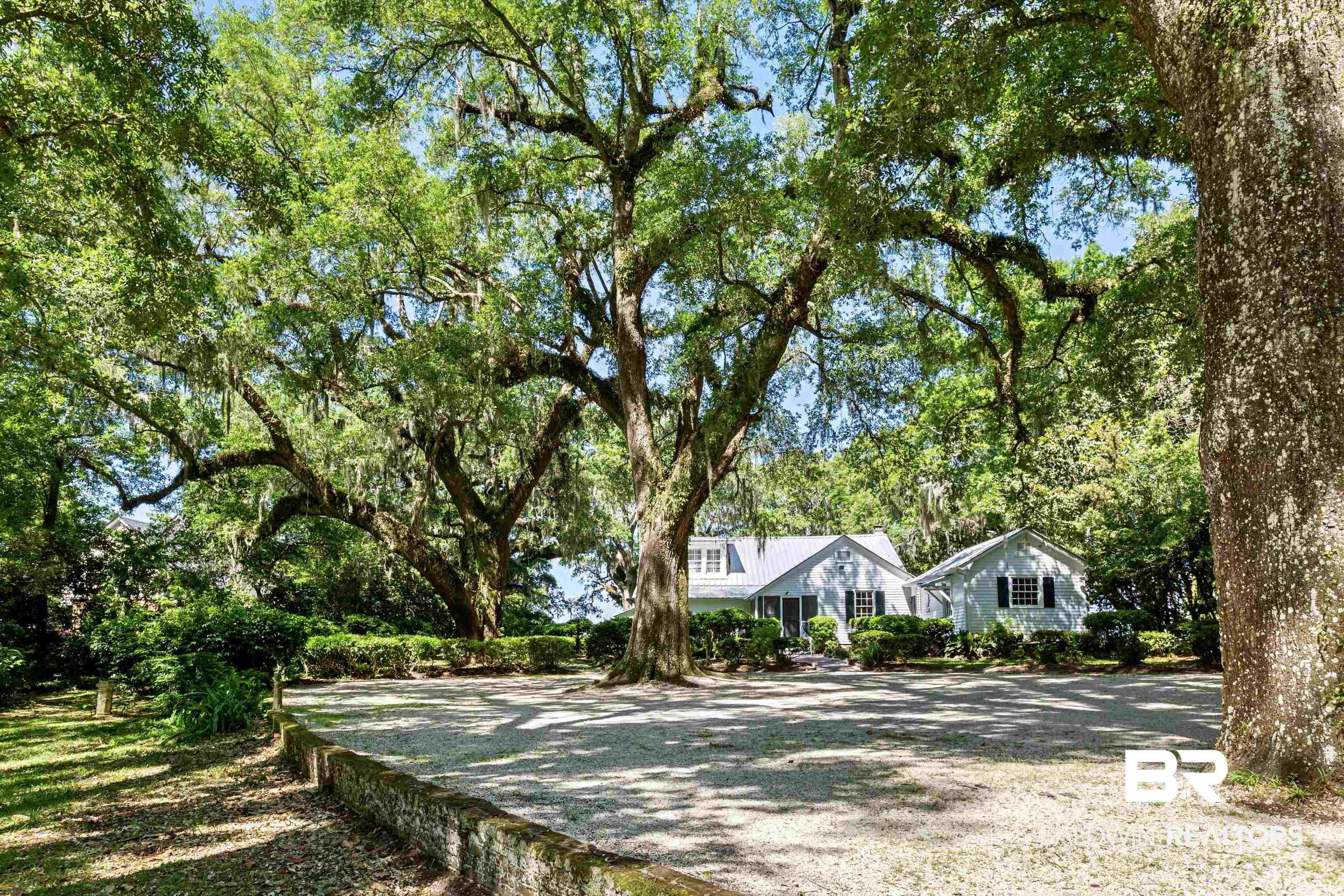 1007 Captain O'Neal Drive Daphne, AL 36526 - Photo 5 of 40