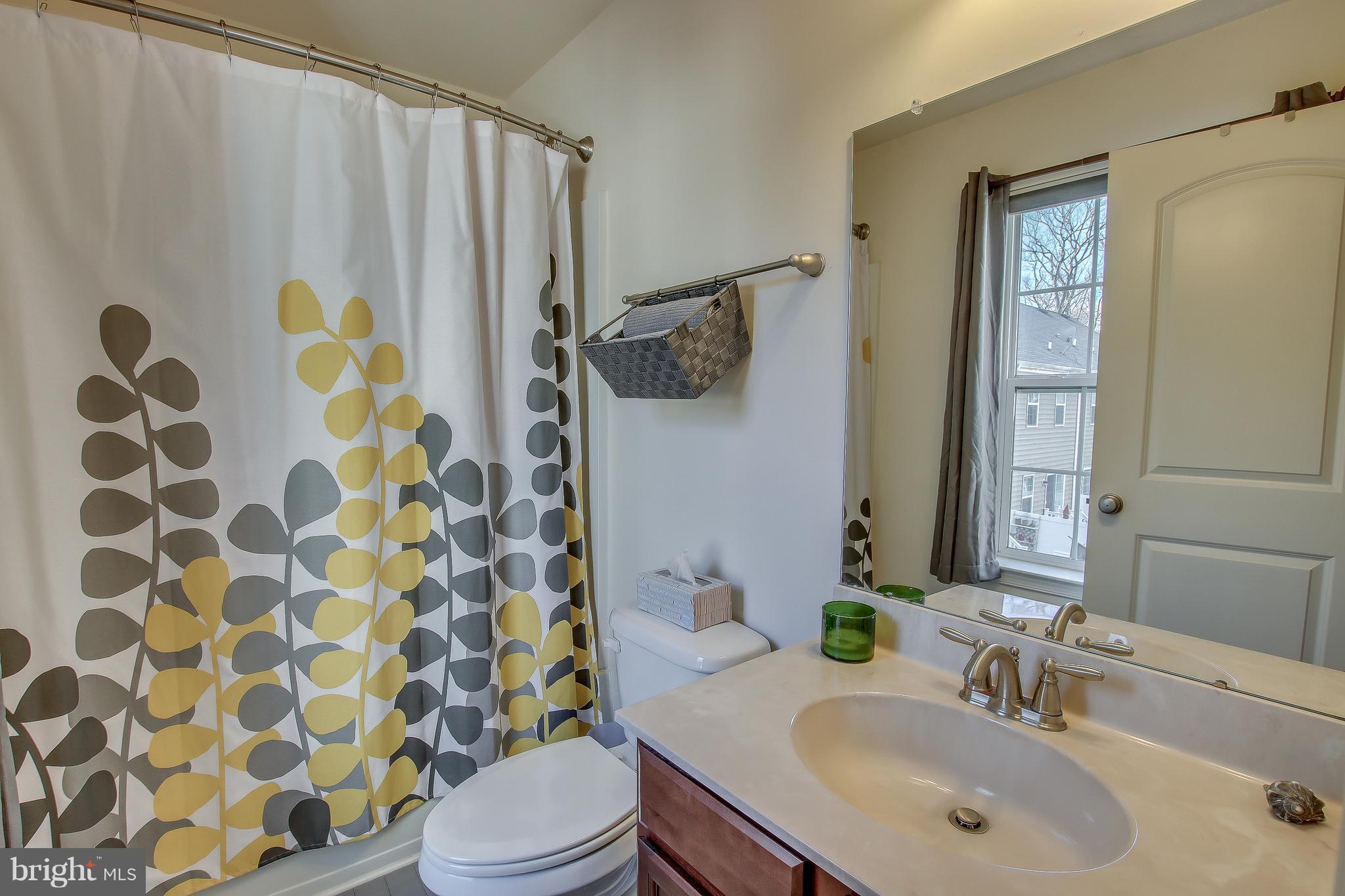 3752 William Daves Road, Unit 2 Doylestown, PA 18902 - Photo 17 of 22 Bath #2