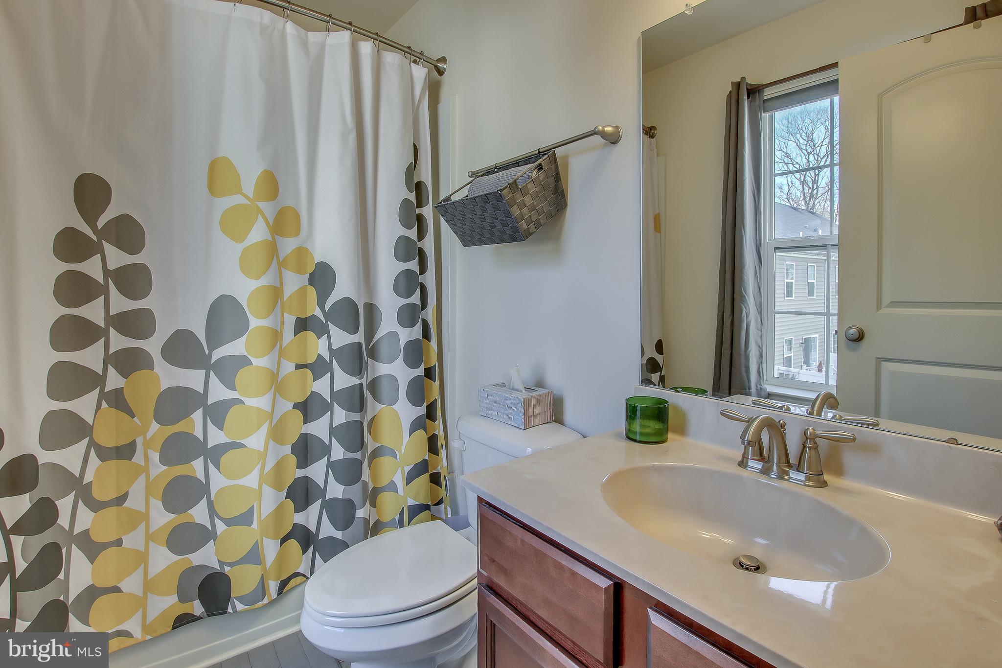 3752 William Daves Road, Unit 2 Doylestown, PA 18902 - Photo 18 of 22 Bath #2