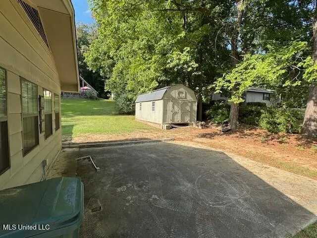 $172,000 | 1713 Sherwood Circle, Yazoo City, MS 39194