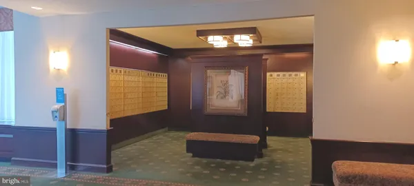 $2,050 | 3705 South George Mason Drive, Falls Church, VA 22041