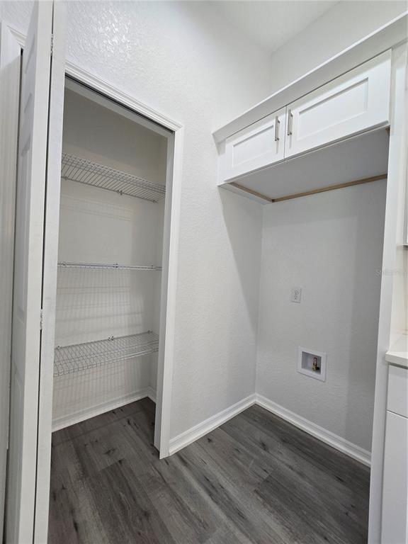131 Fisher Road Ocklawaha, FL 32179 - Photo 21 of 42 a view of an empty room with wooden floor