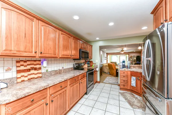 $380,000 | 4739 West Harrisburg Court, New Palestine, IN 46163