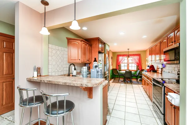 $380,000 | 4739 West Harrisburg Court, New Palestine, IN 46163