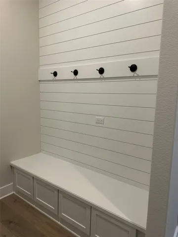 $529,900 | 305 East Luna Blue Lane, Jarrell, TX 76537