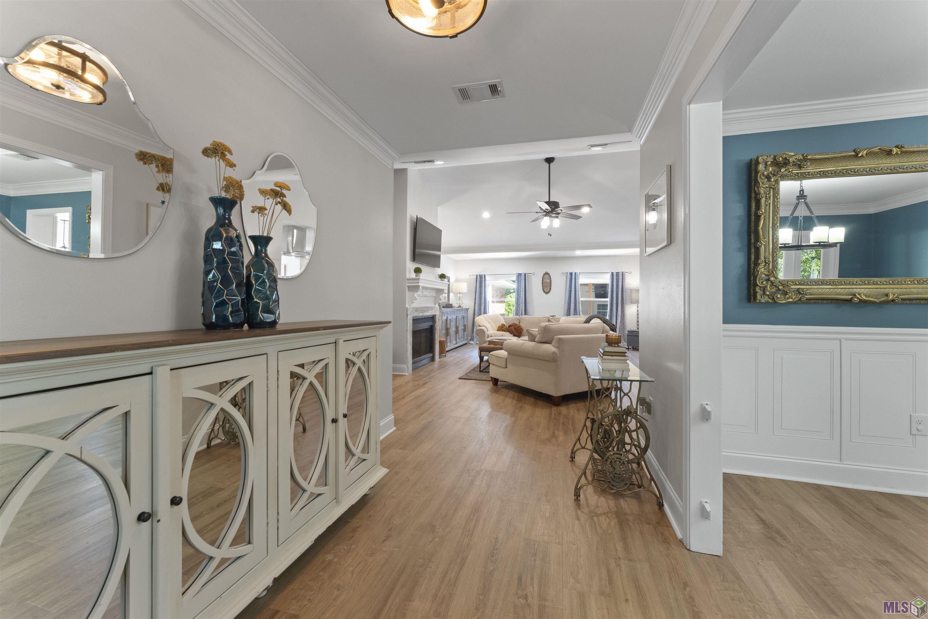 3221 Woodland Ridge Boulevard Baton Rouge, LA 70816 - Photo 4 of 44 Gallery Image 4