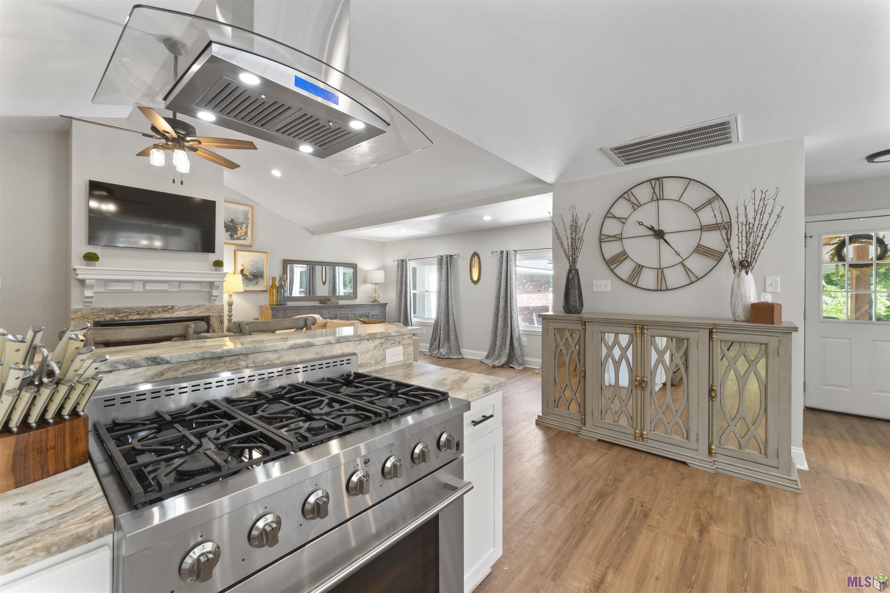 3221 Woodland Ridge Boulevard Baton Rouge, LA 70816 - Photo 8 of 44 Gallery Image 8