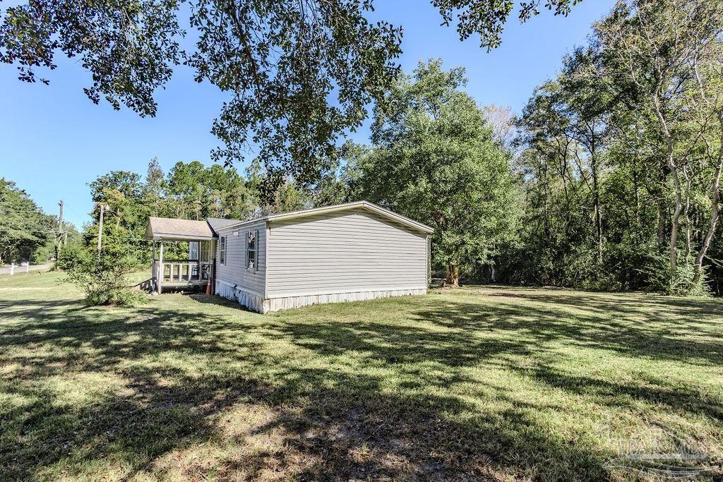 226 Madrid Road Cantonment, FL 32533 - Photo 20 of 29