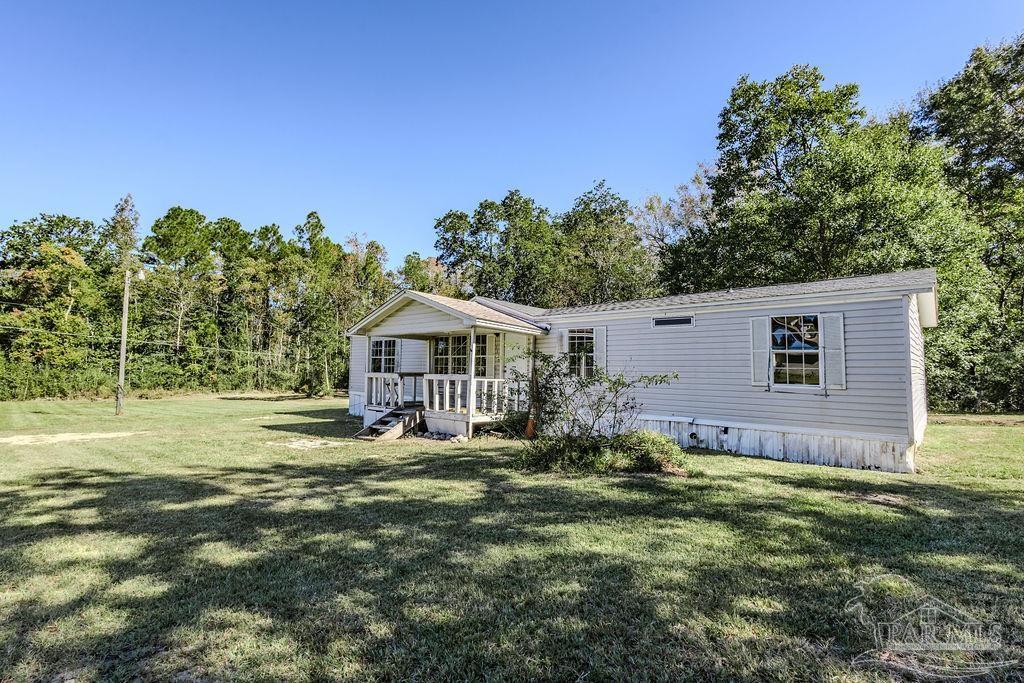 226 Madrid Road Cantonment, FL 32533 - Photo 23 of 29