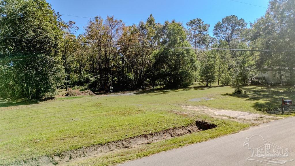 226 Madrid Road Cantonment, FL 32533 - Photo 27 of 29