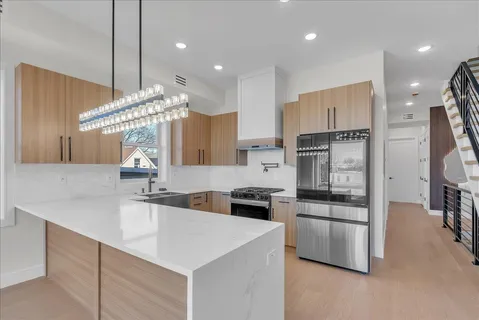 $849,000 | 206 Clendenny Avenue, Unit 2, Jersey City, NJ 07304