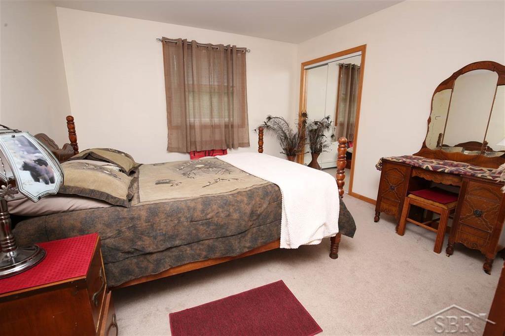 4451 Calhoun Road Beaverton, MI 48612 - Photo 8 of 34