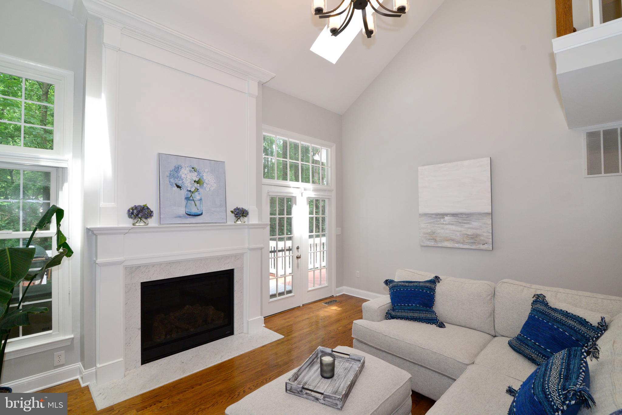 11633 Springhouse Place Reston, VA 20194 - Photo 4 of 42 Light and Bright with Walls of Windows, Skylights