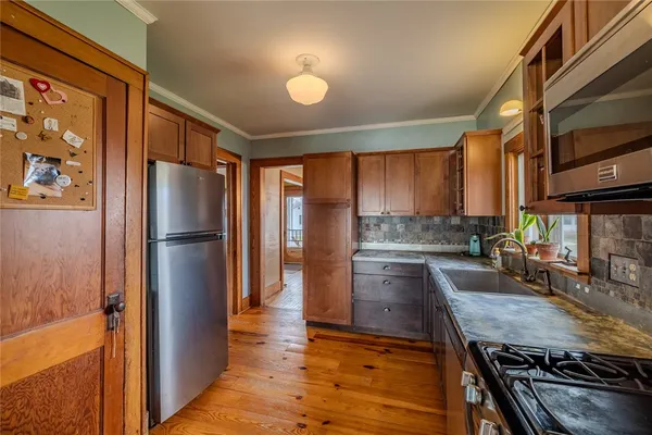 $169,900 | 54 Chapel Street, Seneca Falls, NY 13148
