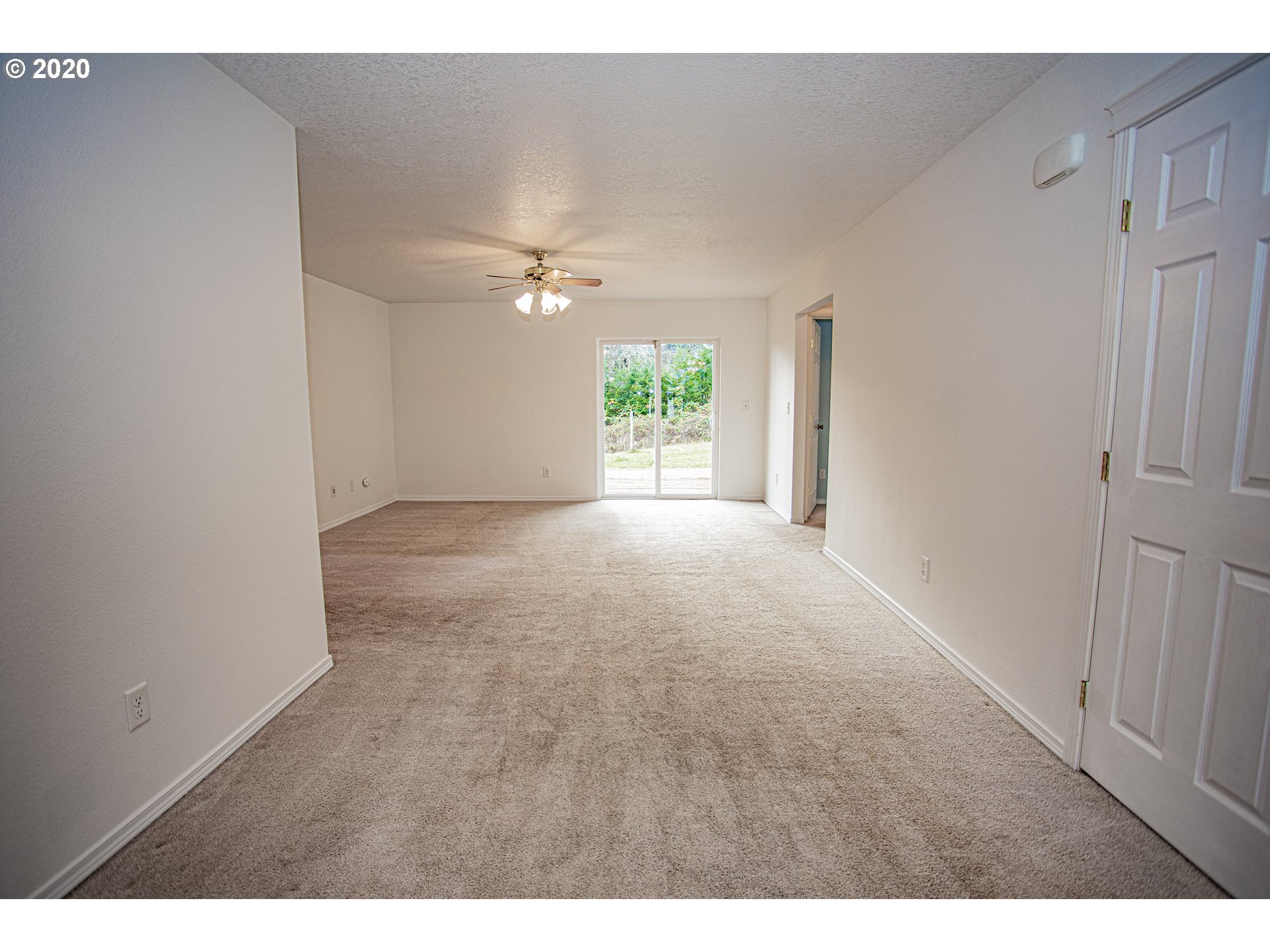 12 Kay Road Carson, WA 98610 - Photo 7 of 23 Gallery Image 7