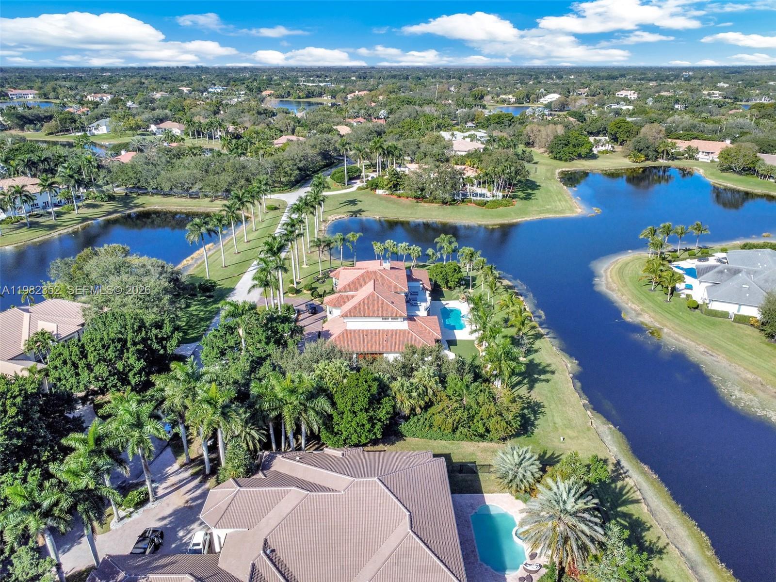 2905 Paddock Road Weston, FL 33331 - Photo 15 of 38