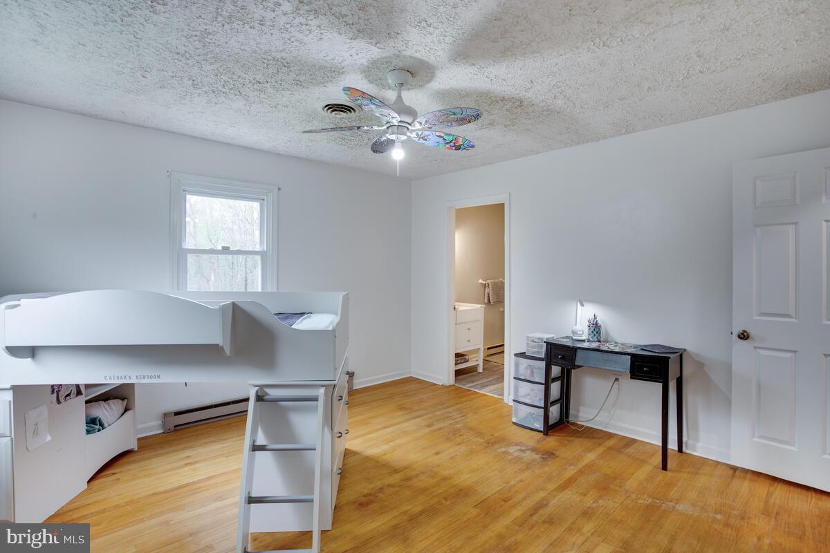 4320 Camp Kaufmann Road Huntingtown, MD 20639 - Photo 36 of 68 FYI-this fan does not convey. Light fixture instea