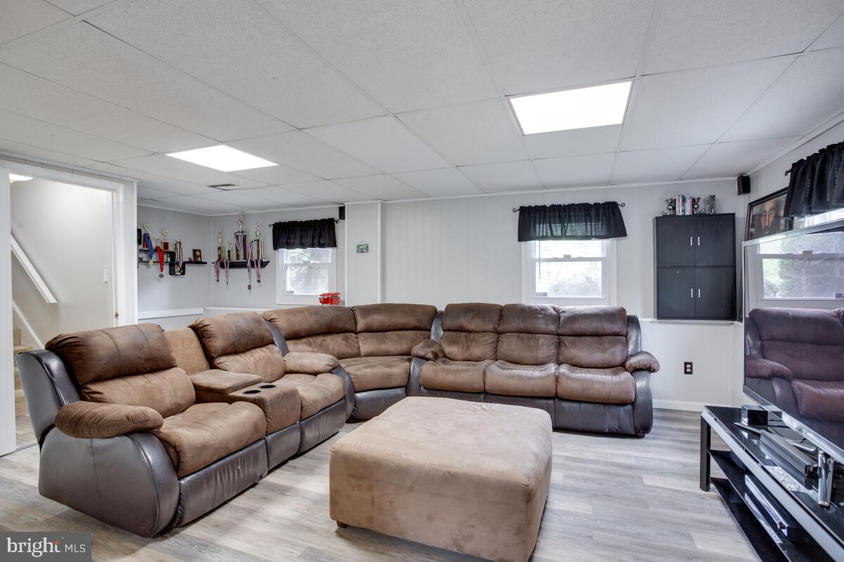 4320 Camp Kaufmann Road Huntingtown, MD 20639 - Photo 46 of 68 Comfy hangout