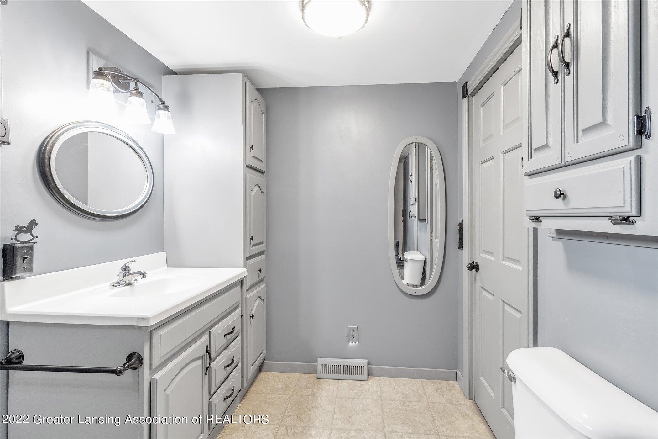 6908 East Mead Road Elsie, MI 48831 - Photo 33 of 80 33-6908-E-Mead-Rd-WindowStill-Real-Estat