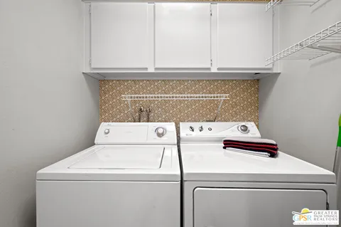 a close up view of washer and dryer