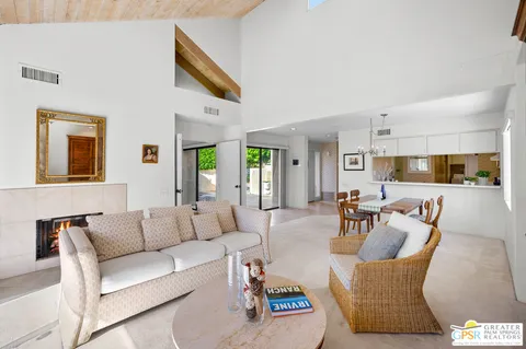 $365,000 | 344 Forest Hills Drive, Rancho Mirage, CA 92270