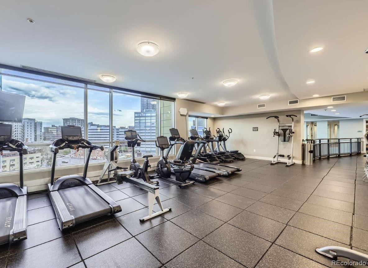 2001 Lincoln Street, Unit 2113 Denver, CO 80202 - Photo 26 of 37