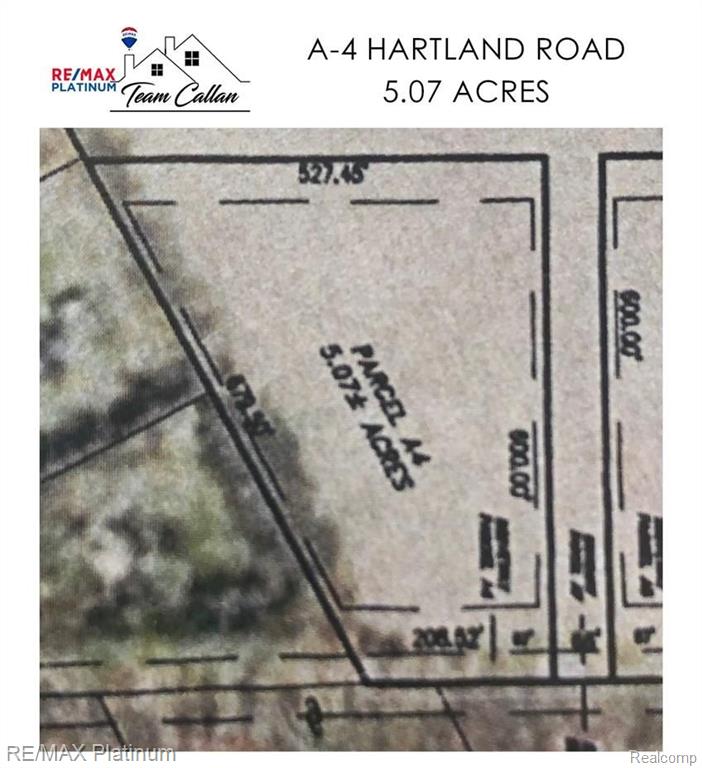 A 4 Hartland Road Fenton, MI 48430 - Photo 2 of 7
