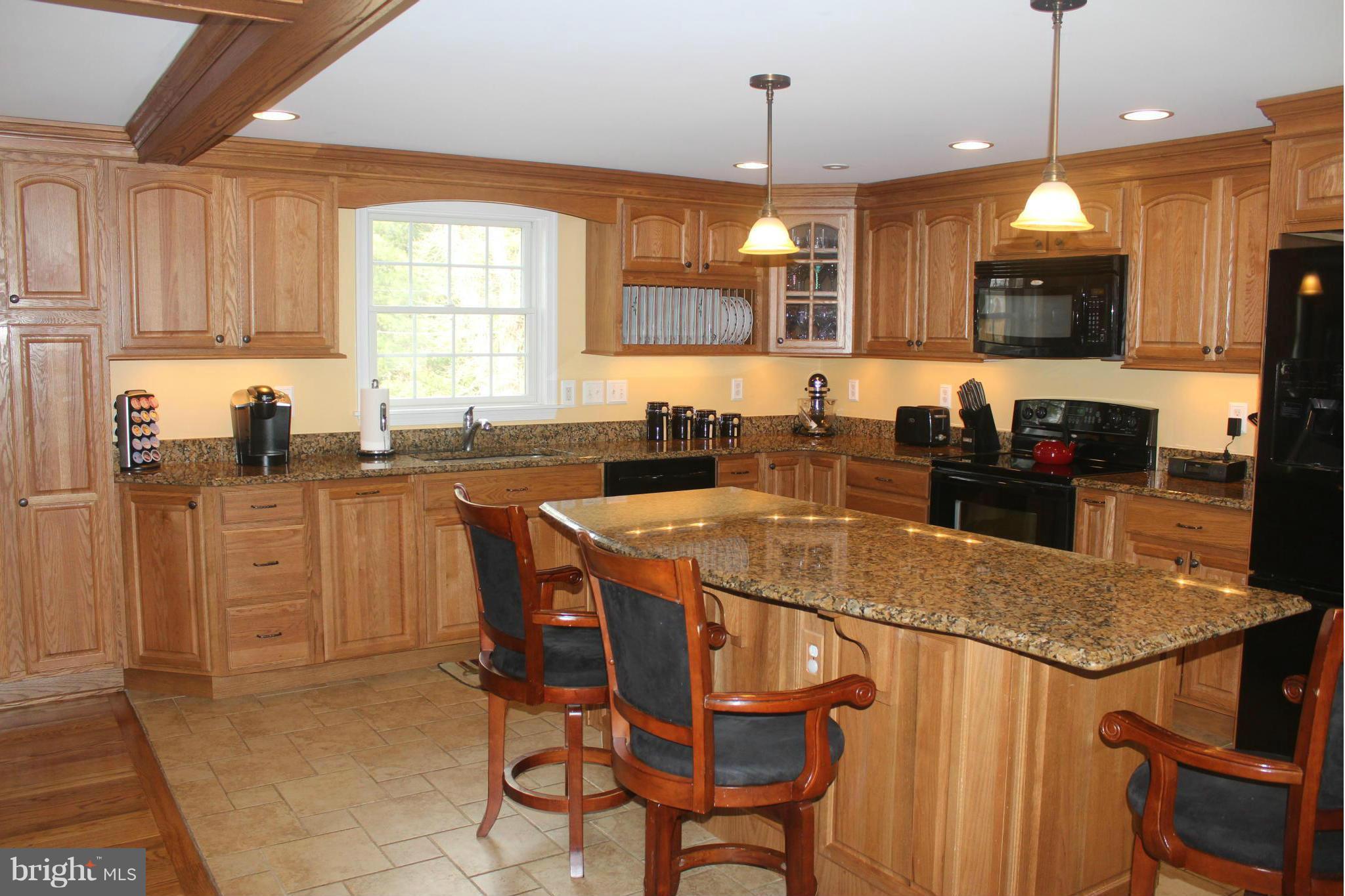 2843 Cub Hill Road Baltimore, MD 21234 - Photo 1 of 30 Kitchen