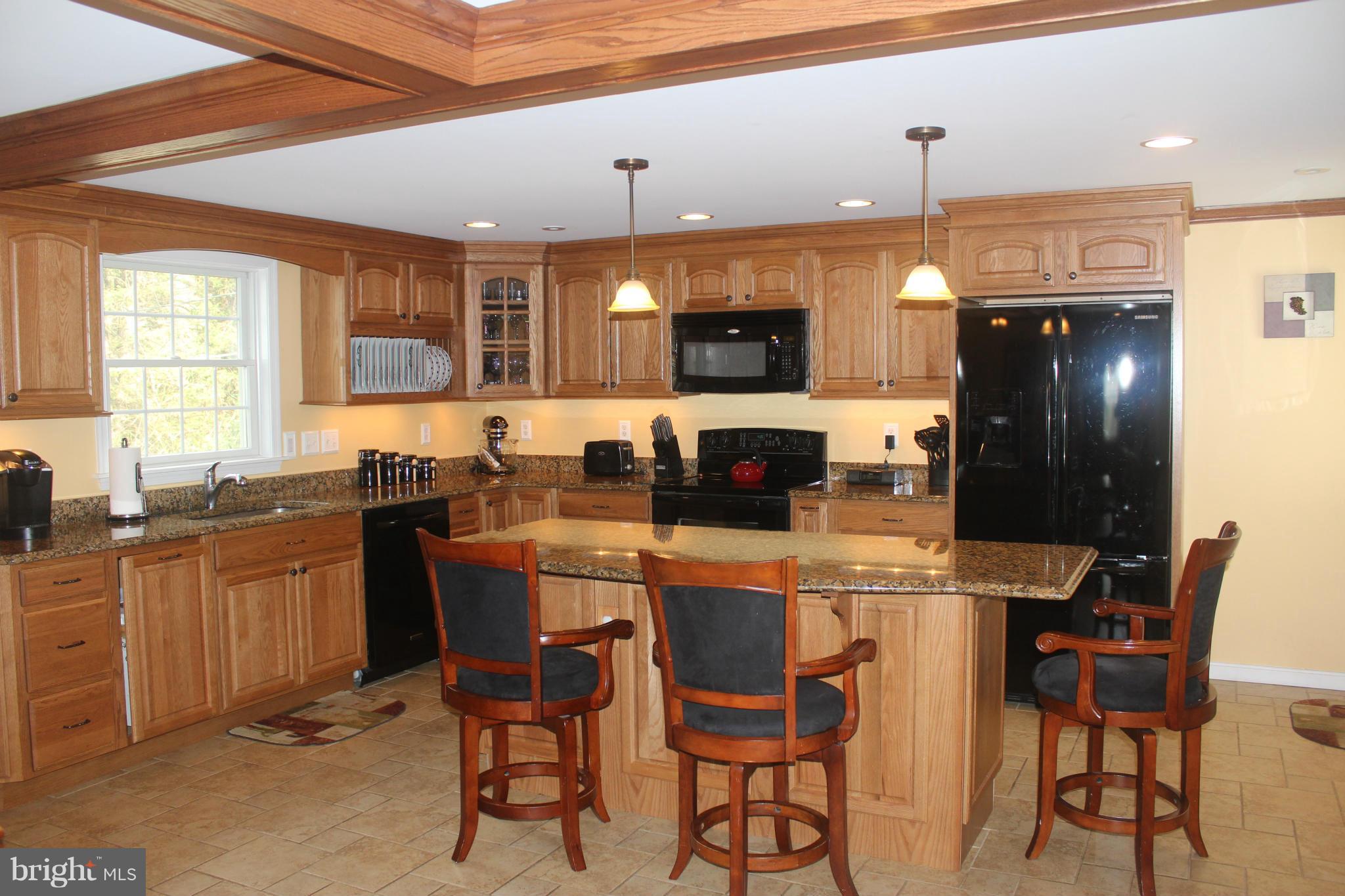 2843 Cub Hill Road Baltimore, MD 21234 - Photo 9 of 30 Kitchen