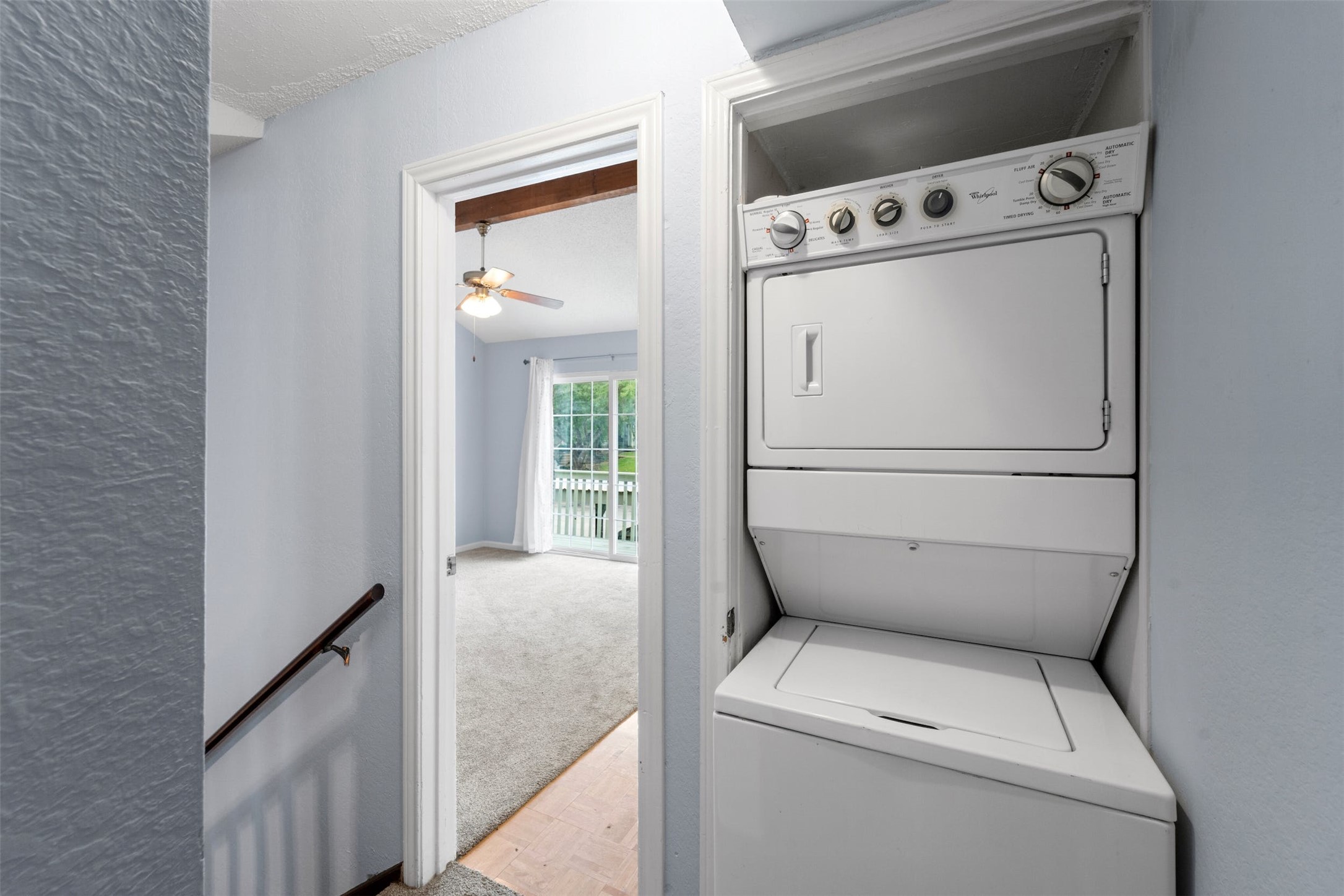 500 Hesters Crossing Road, Unit 209 Round Rock, TX 78681 - Photo 20 of 24 a utility room with dryer and washer