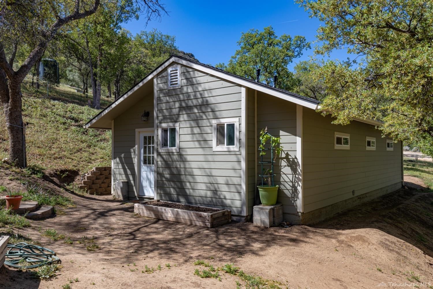 20217 Knob Hill Road Tehachapi, CA 93561 - Photo 5 of 81 Gallery Image 5