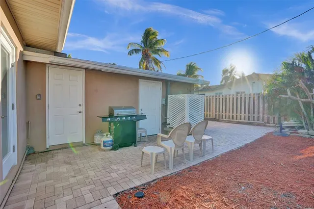 $825,000 | 2585 Southeast 3rd Street, Pompano Beach, FL 33062