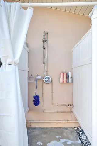 $825,000 | 2585 Southeast 3rd Street, Pompano Beach, FL 33062