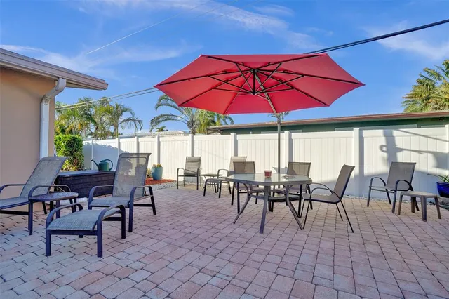 $825,000 | 2585 Southeast 3rd Street, Pompano Beach, FL 33062