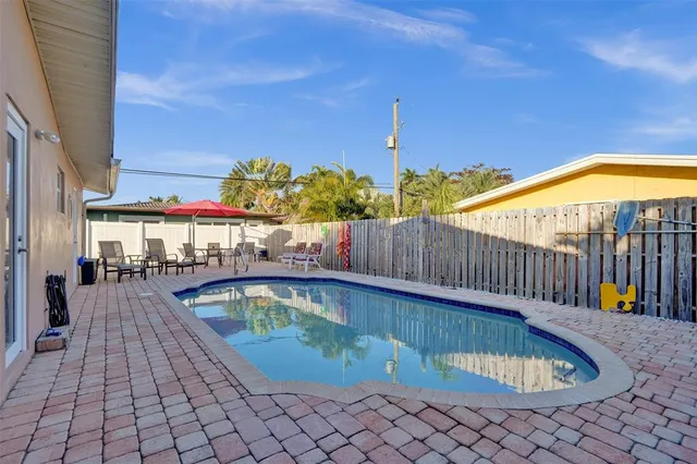 $825,000 | 2585 Southeast 3rd Street, Pompano Beach, FL 33062
