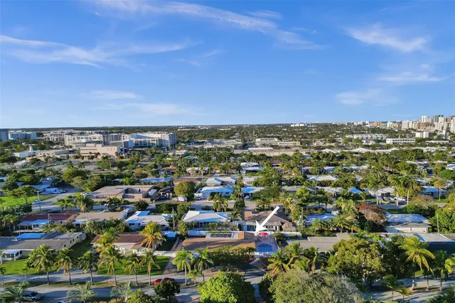 $825,000 | 2585 Southeast 3rd Street, Pompano Beach, FL 33062