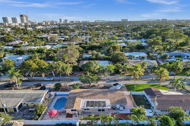 $825,000 | 2585 Southeast 3rd Street, Pompano Beach, FL 33062