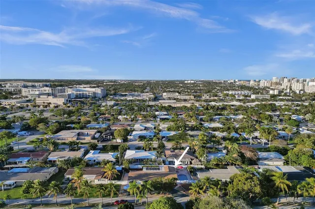 $825,000 | 2585 Southeast 3rd Street, Pompano Beach, FL 33062