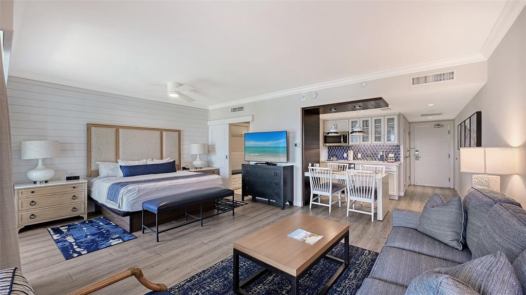 240 Sands Point Road, Unit 4205 Longboat Key, FL 34228 - Photo 11 of 39