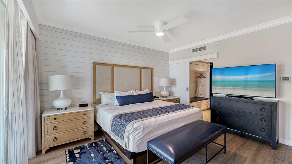 240 Sands Point Road, Unit 4205 Longboat Key, FL 34228 - Photo 12 of 39