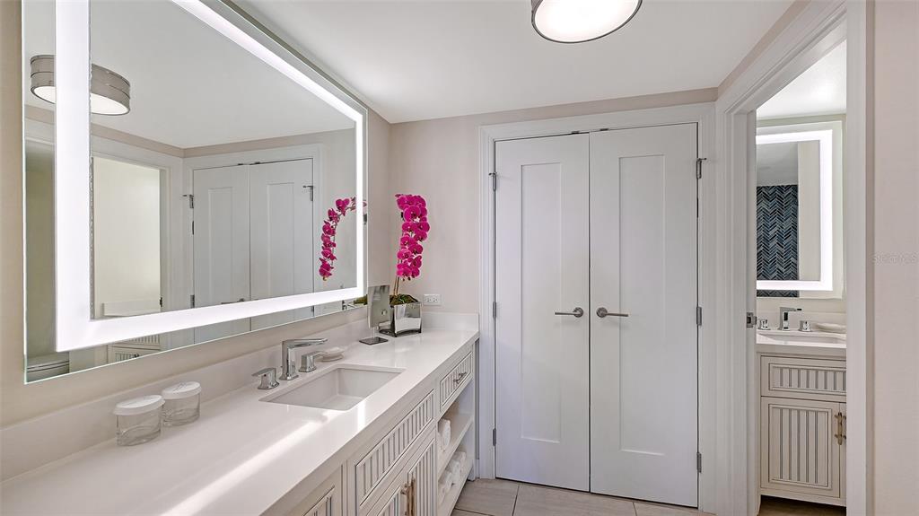 240 Sands Point Road, Unit 4205 Longboat Key, FL 34228 - Photo 14 of 39