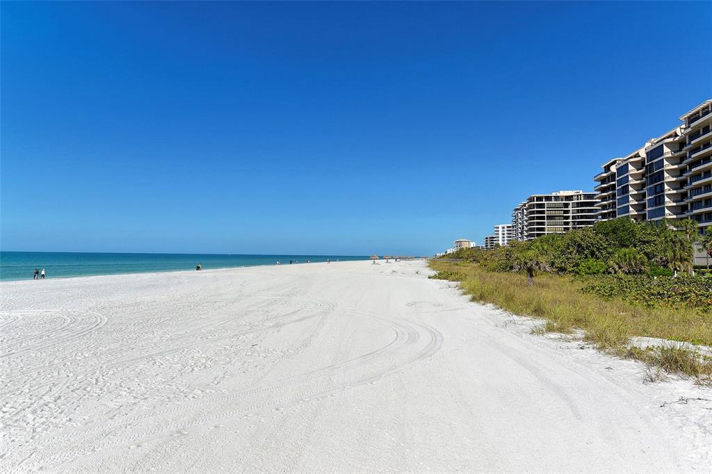 240 Sands Point Road, Unit 4205 Longboat Key, FL 34228 - Photo 18 of 39