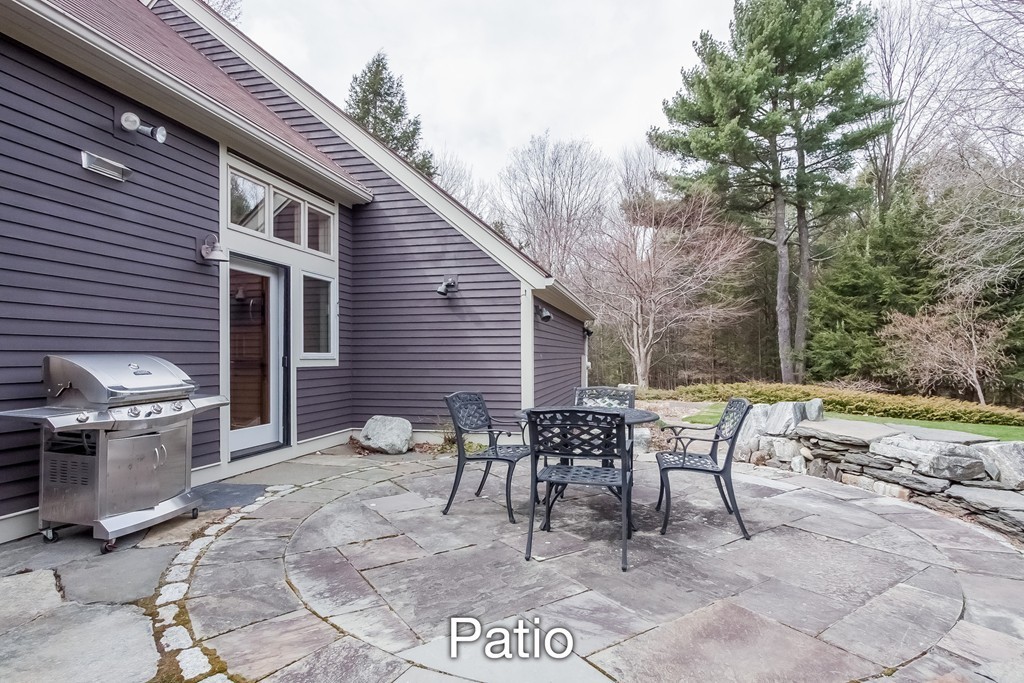 156 Shutesbury Road Amherst, MA 01002 - Photo 26 of 30