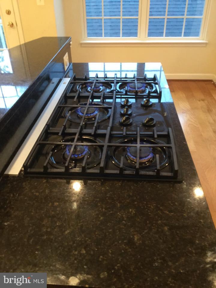 8007 Sport View Road Landover, MD 20785 - Photo 16 of 20 Kitchen