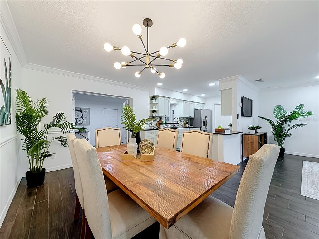 458 Weathersfield Avenue Altamonte Springs, FL 32714 - Photo 6 of 32