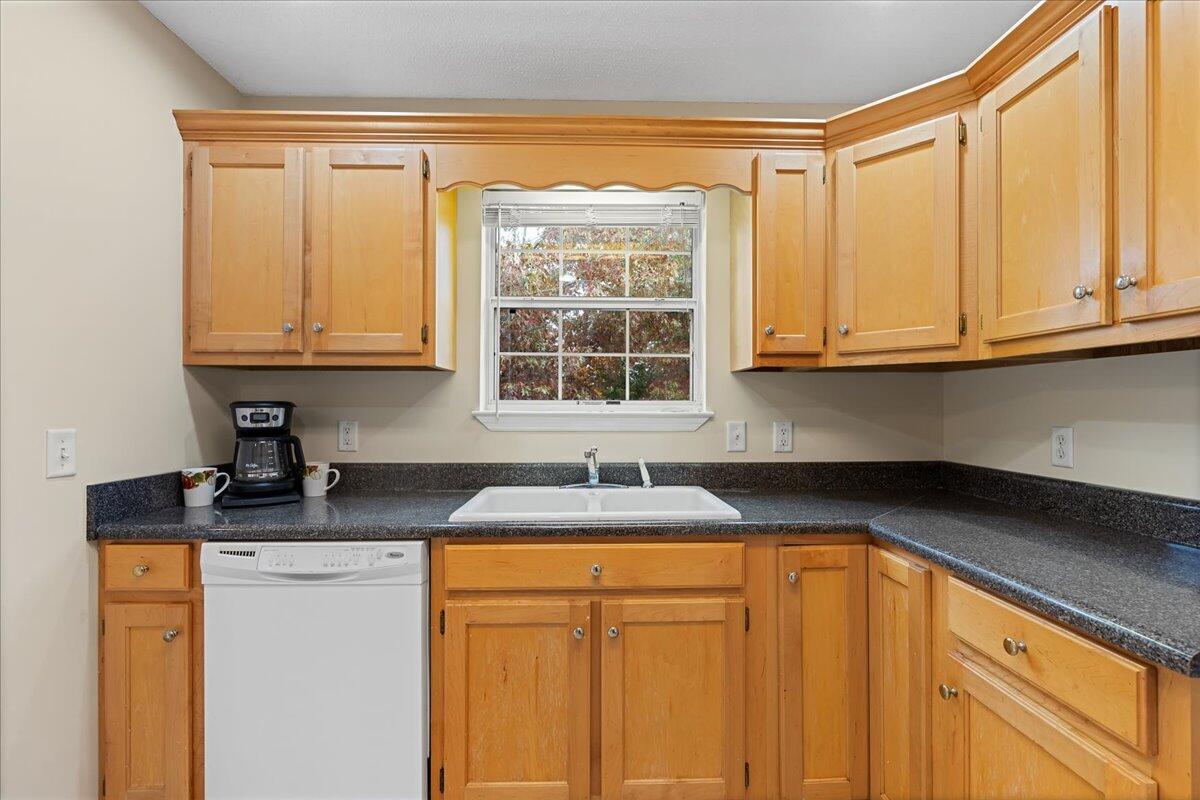 10499 Fielding Road Ooltewah, TN 37363 - Photo 11 of 35 11-10499 Fielding Rd-11