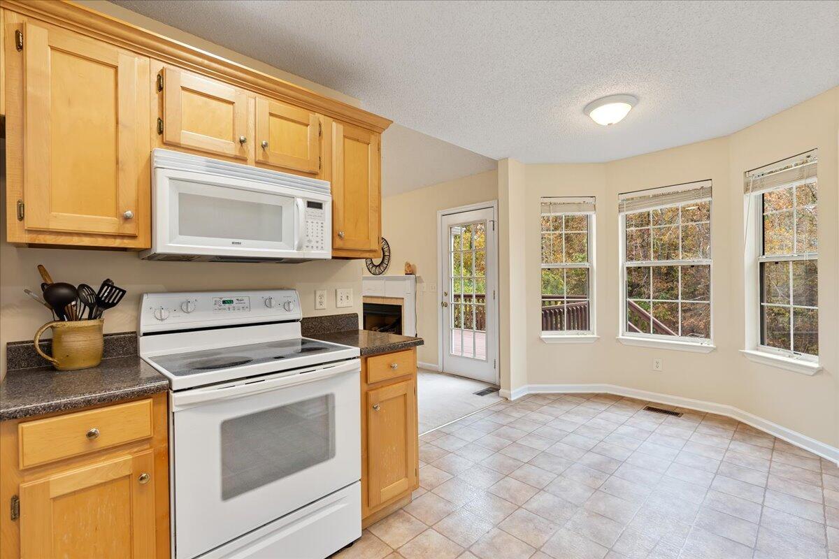10499 Fielding Road Ooltewah, TN 37363 - Photo 13 of 35 13-10499 Fielding Rd-13