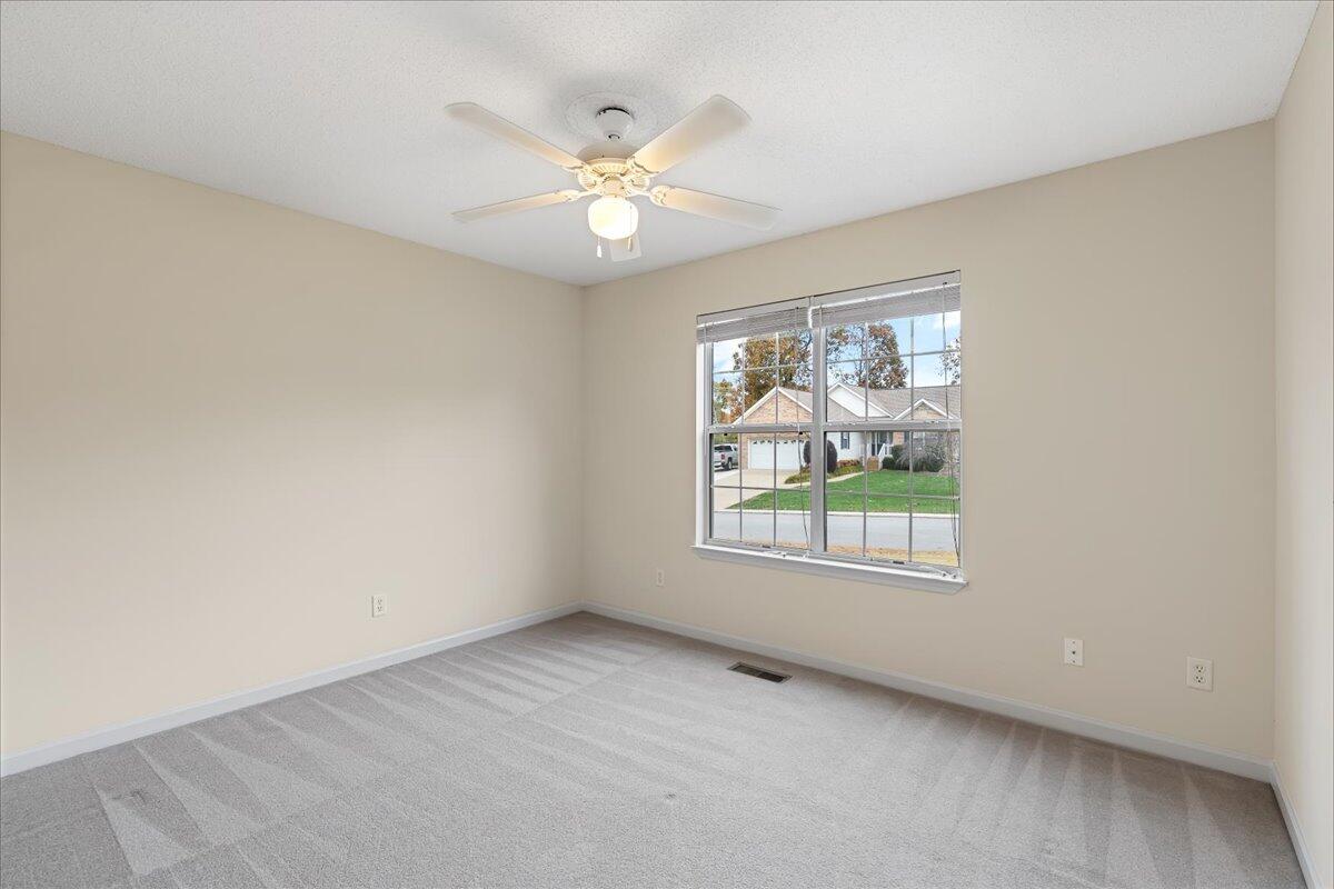 10499 Fielding Road Ooltewah, TN 37363 - Photo 21 of 35 21-10499 Fielding Rd-21